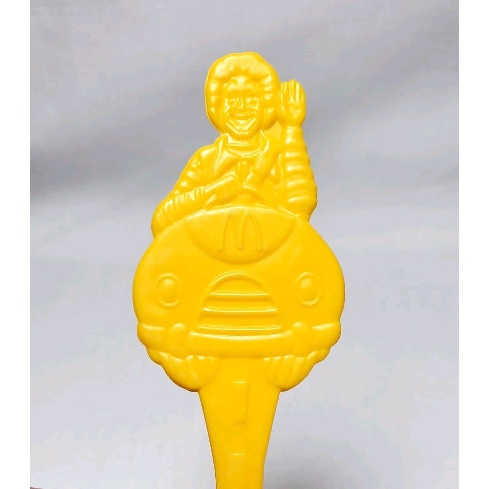 Vintage 1986 McDonald's Ronald McDonald Kids Fork Yellow Plastic‎ Happy Meal...